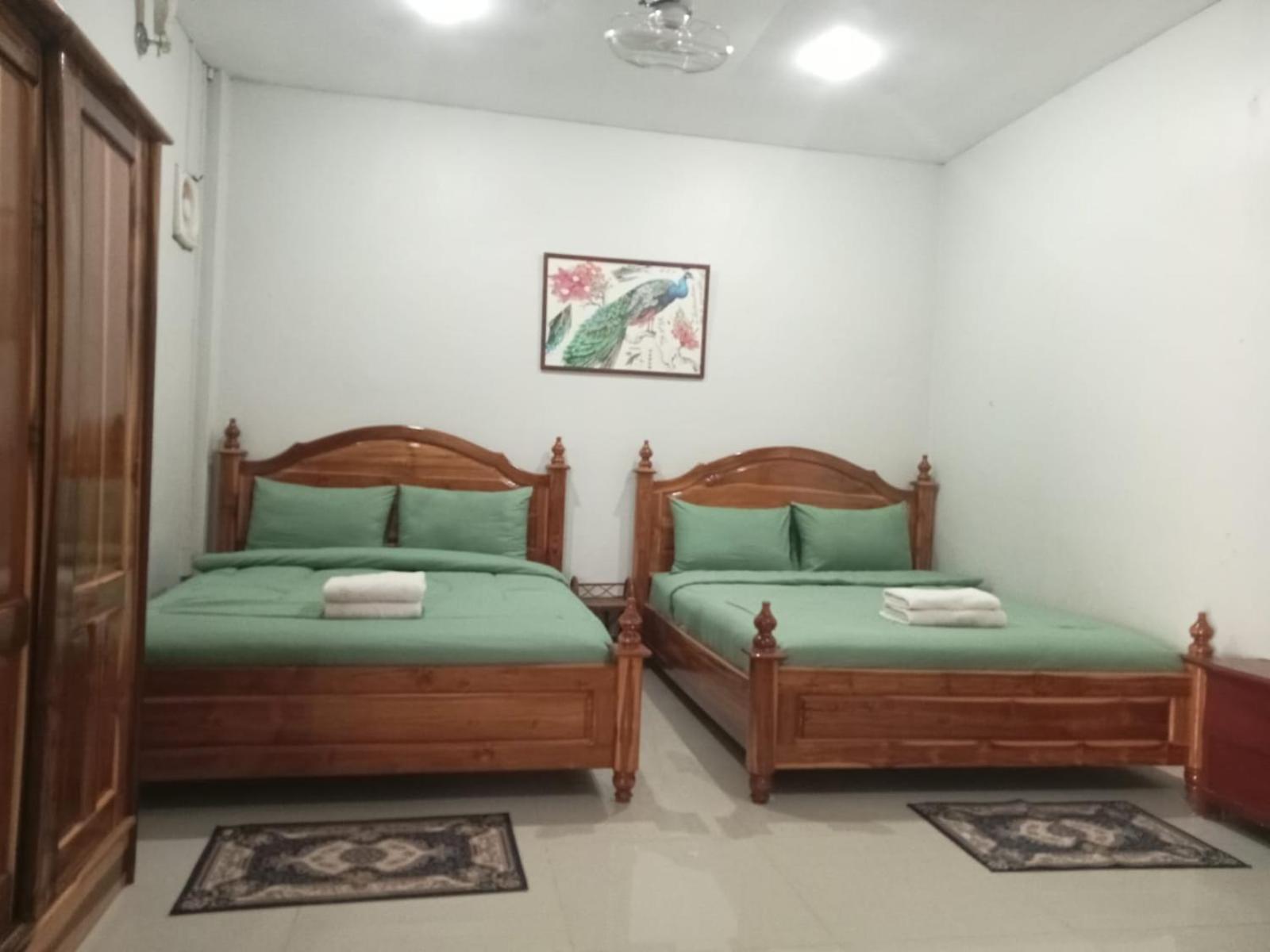 Erawan Guesthouse Pakse Exterior photo